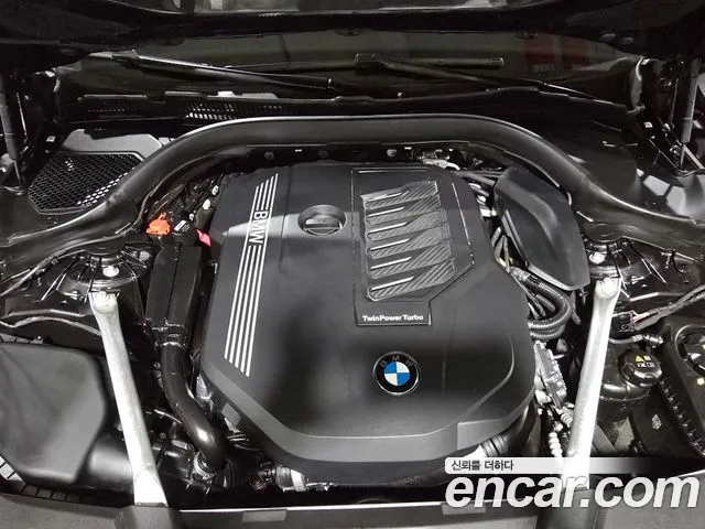 BMW Gran Turismo 2024 thumb 6