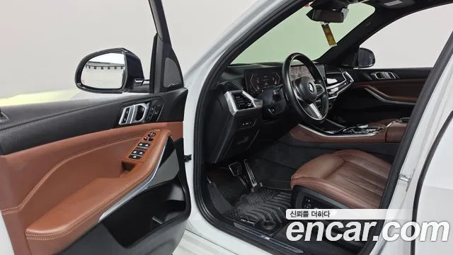 BMW X5 2023 thumb 10