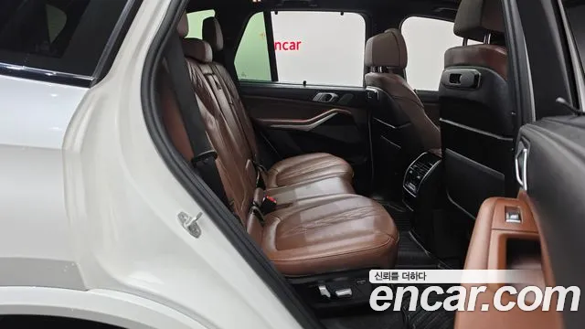 BMW X5 2023 thumb 11
