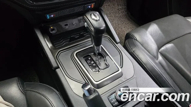 KG_Mobility_Ssangyong Rexton 2019 thumb 9