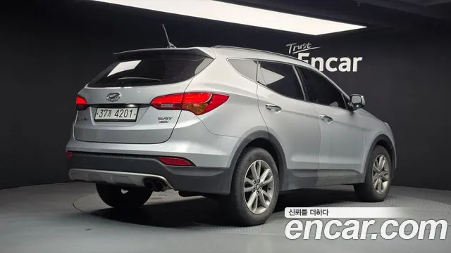 Hyundai Santa Fe 2013 thumb 2