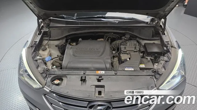 Hyundai Santa Fe 2013 thumb 6