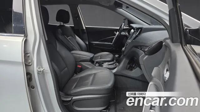 Hyundai Santa Fe 2013 thumb 11