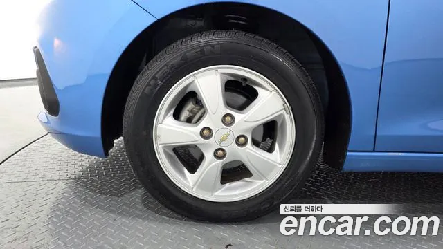 Chevrolet Spark 2017 thumb 5