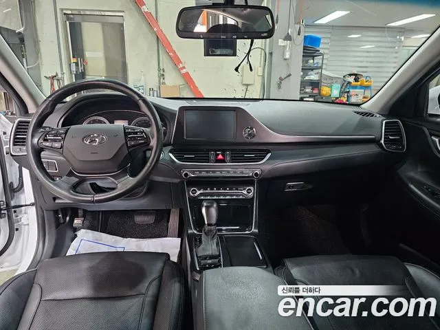 Hyundai Grandeur 2018 thumb 10