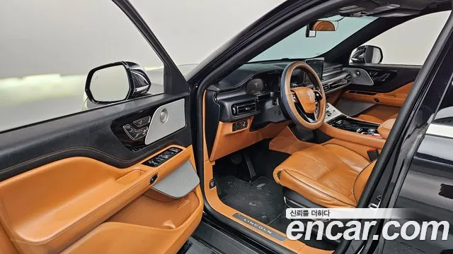 Lincoln Aviator 2020 thumb 10