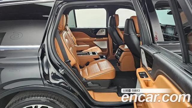 Lincoln Aviator 2020 thumb 11