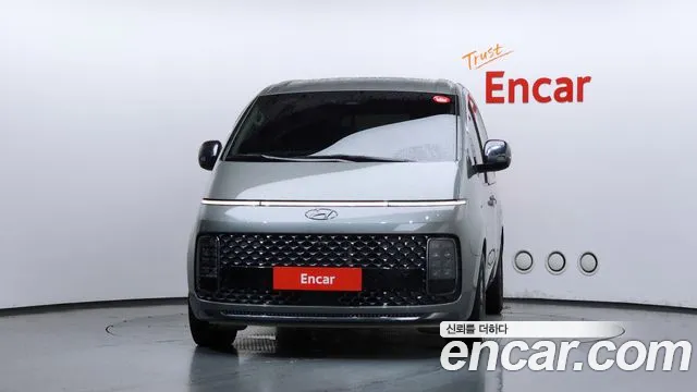 Hyundai Staria 2022 thumb 3