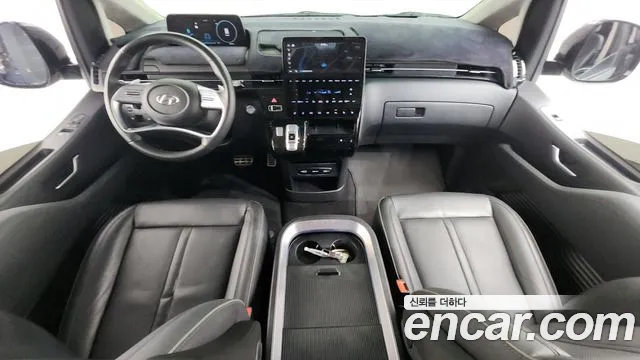 Hyundai Staria 2022 thumb 7