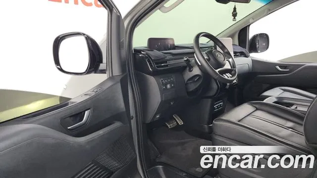 Hyundai Staria 2022 thumb 10