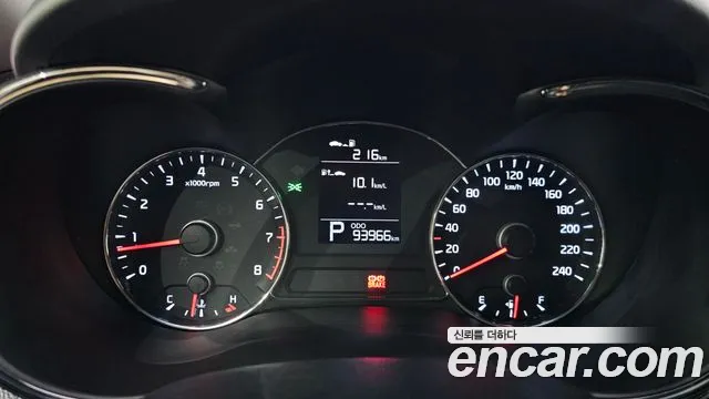 Kia K3 2015 thumb 8