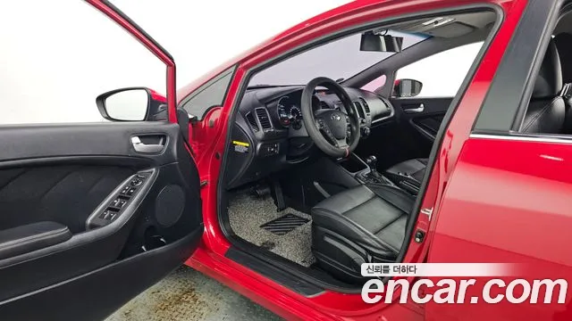 Kia K3 2015 thumb 10