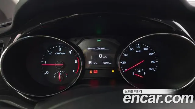 Kia Carnival 2018 thumb 8