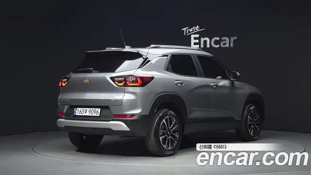 Chevrolet TrailBlazer 2026 thumb 2