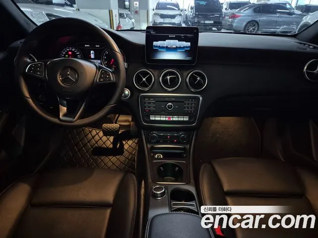 Mercedes-Benz A-Класс 2018 thumb 6
