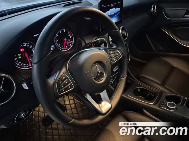 Mercedes-Benz A-Класс 2018 thumb 8