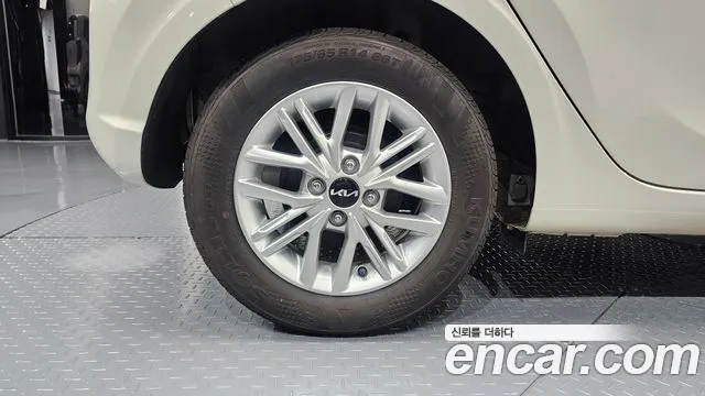 Kia Morning 2022 thumb 4