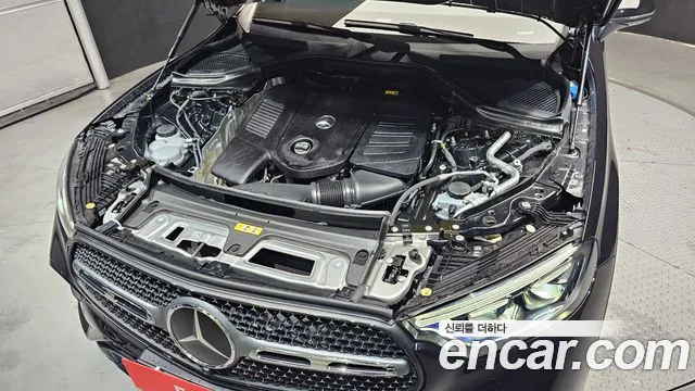 Mercedes-Benz GLC 2024 thumb 6