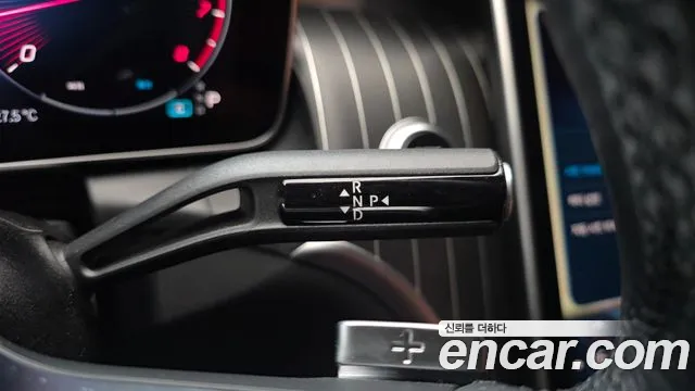 Mercedes-Benz GLC 2024 thumb 9
