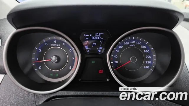 Hyundai Avante 2011 thumb 8