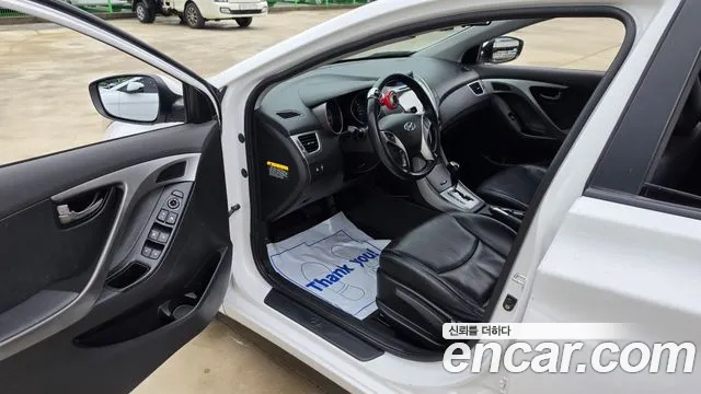 Hyundai Avante 2011 thumb 10