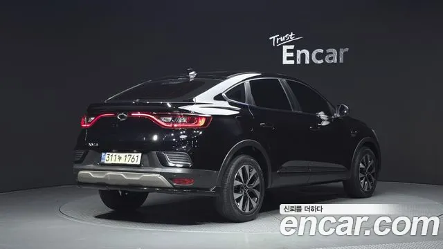 Renault Arkana 2022 thumb 2