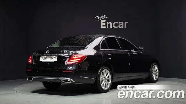 Mercedes-Benz E-Класс 2018 thumb 2