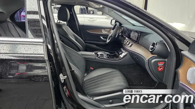 Mercedes-Benz E-Класс 2018 thumb 11