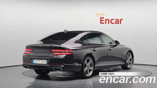 Genesis G80 2023 thumb 2
