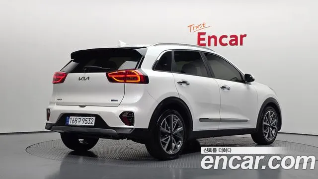 Kia Niro 2021 thumb 2