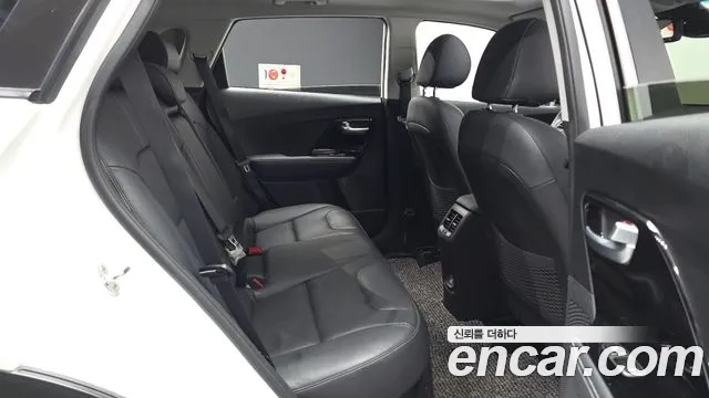 Kia Niro 2021 thumb 12