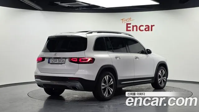 Mercedes-Benz GLB 2022 thumb 2