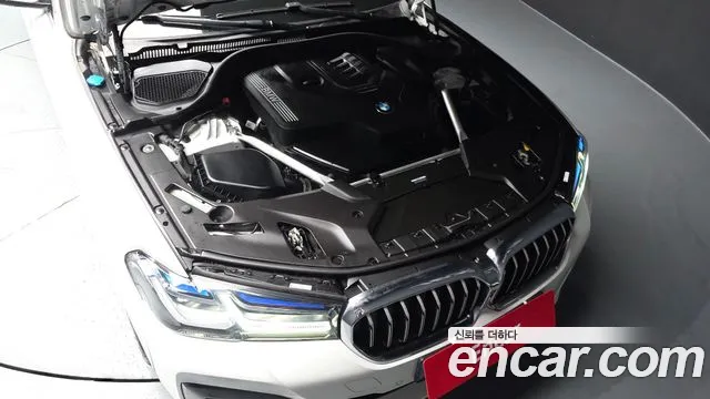 BMW 5 серии 2023 thumb 6