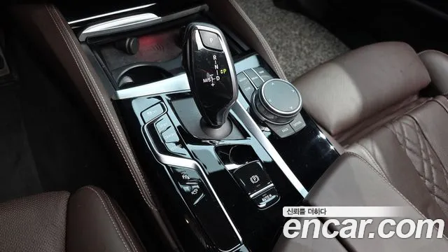 BMW 5 серии 2023 thumb 9