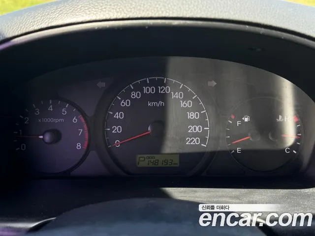 Hyundai Starex 2012 thumb 8