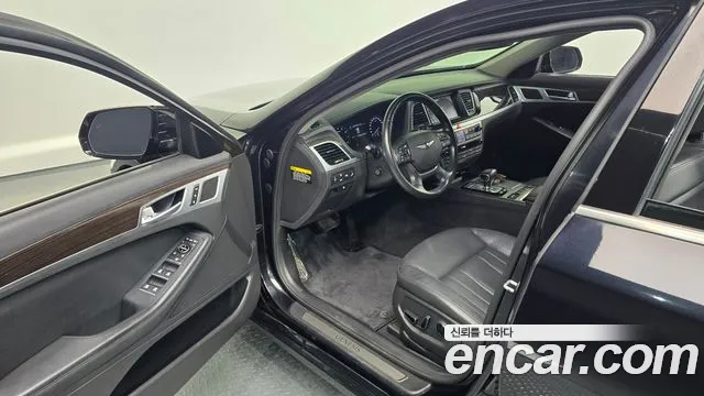 Genesis G80 2019 thumb 10