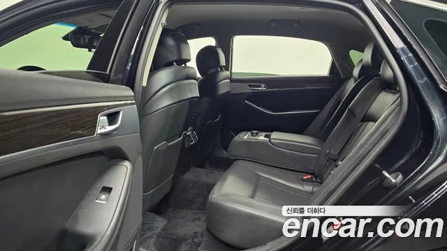 Genesis G80 2019 thumb 11