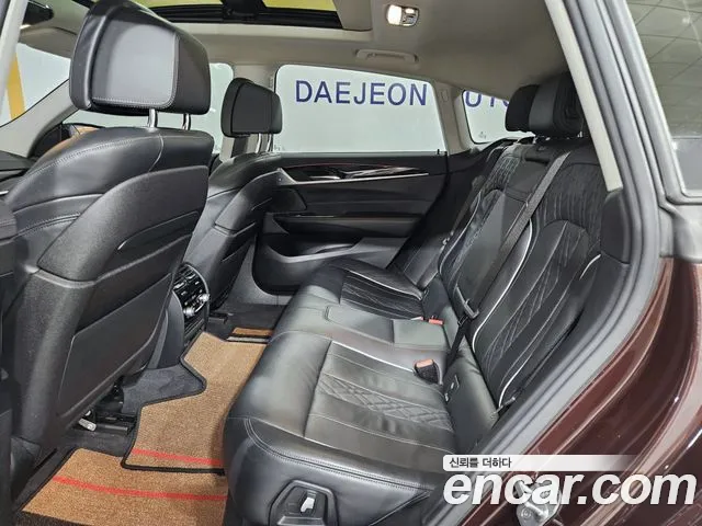 BMW Gran Turismo 2019 thumb 10