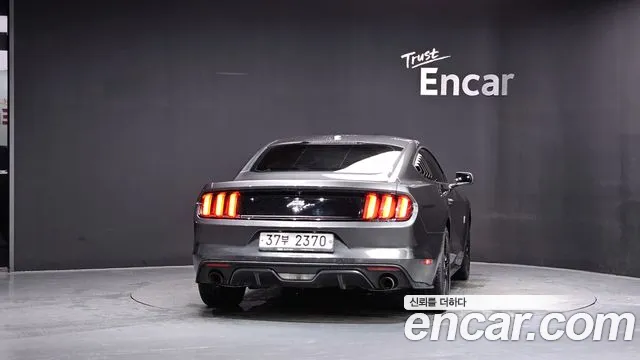 Ford Mustang Mach-E 2017 thumb 4