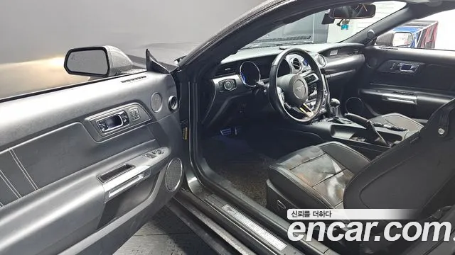 Ford Mustang Mach-E 2017 thumb 10