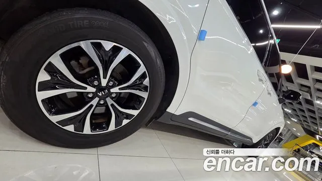 Kia Carnival 2021 thumb 8