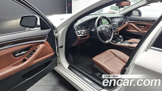 BMW 5 серии 2013 thumb 10