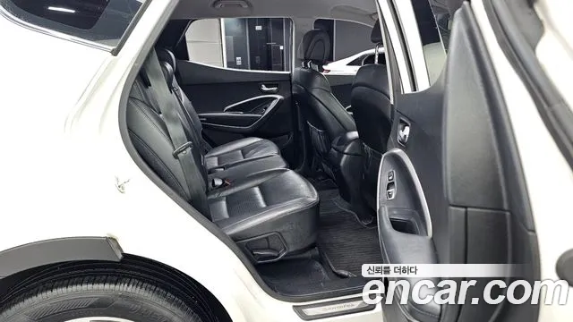 Hyundai Santa Fe 2013 thumb 11