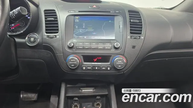 Kia K3 2014 thumb 12