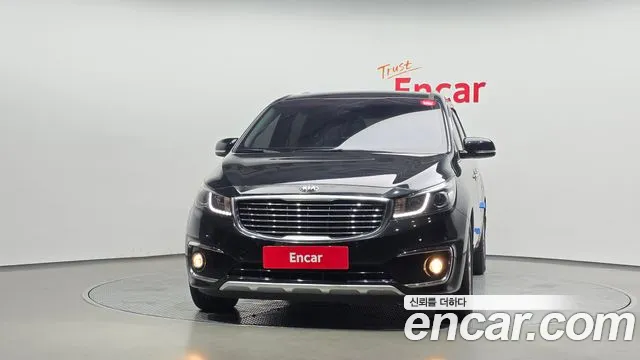 Kia Carnival 2015 thumb 3