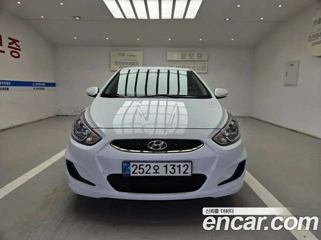 Hyundai Accent 2018 thumb 12