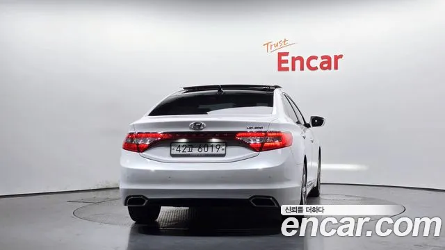 Hyundai Grandeur 2014 thumb 4
