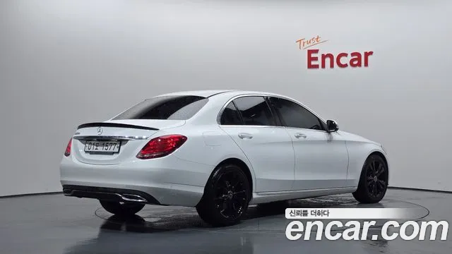 Mercedes-Benz C-Класс 2018 thumb 2
