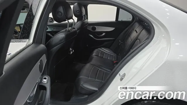 Mercedes-Benz C-Класс 2018 thumb 11