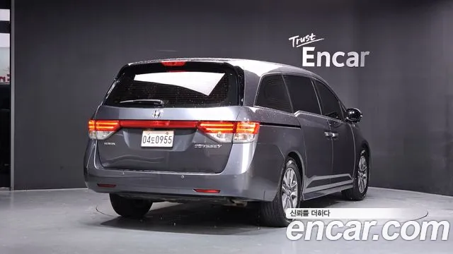 Honda Odyssey 2016 thumb 2